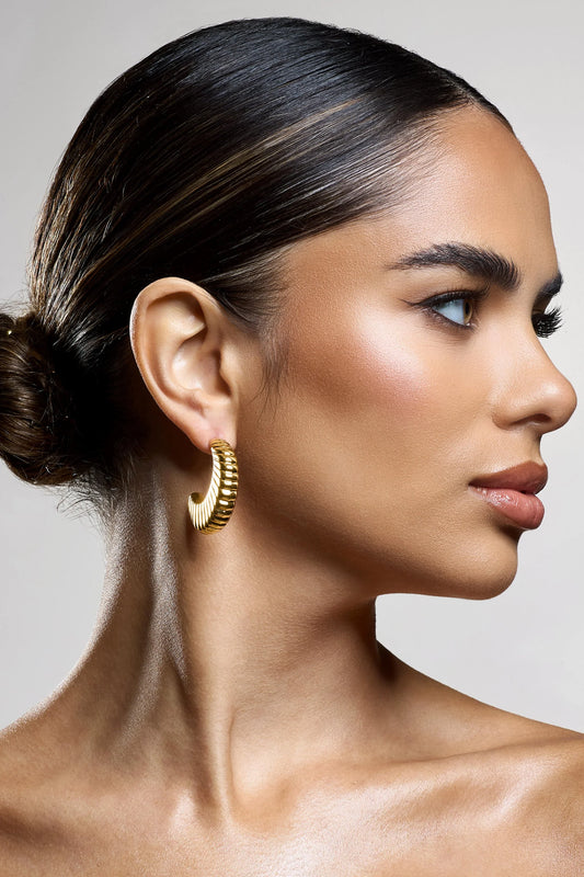 Eclat | Gold Ribbed Dangle Earrings