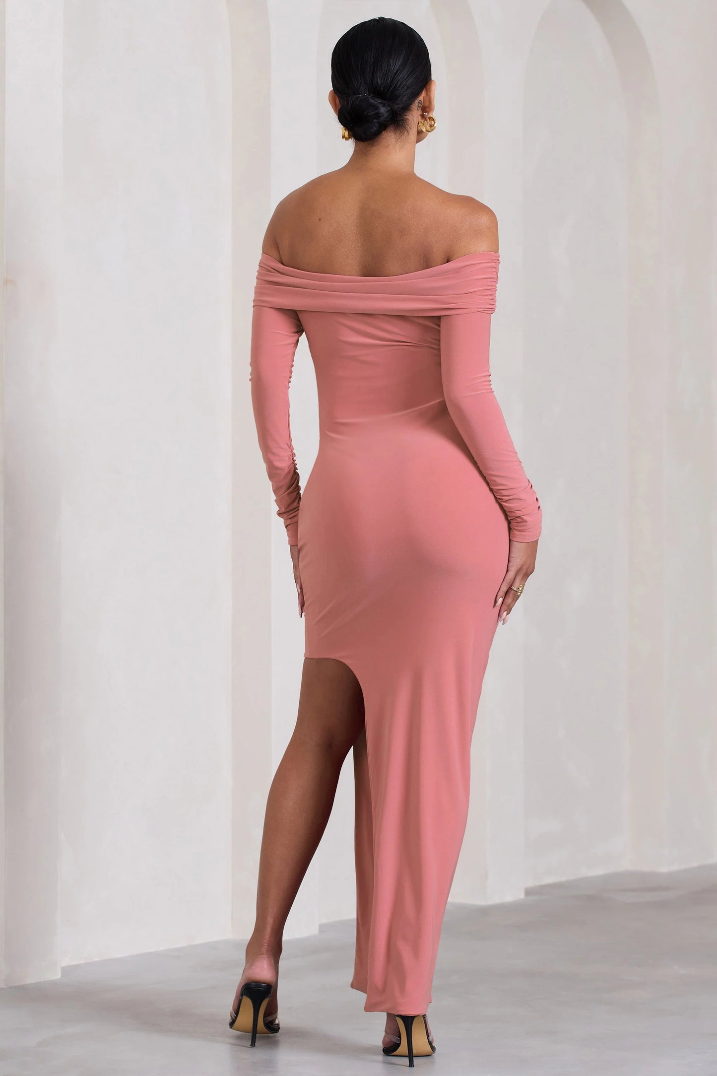 Kaylee | Blush Pink Ruched Strapless Long-Sleeved Split Maternity Maxi Dress