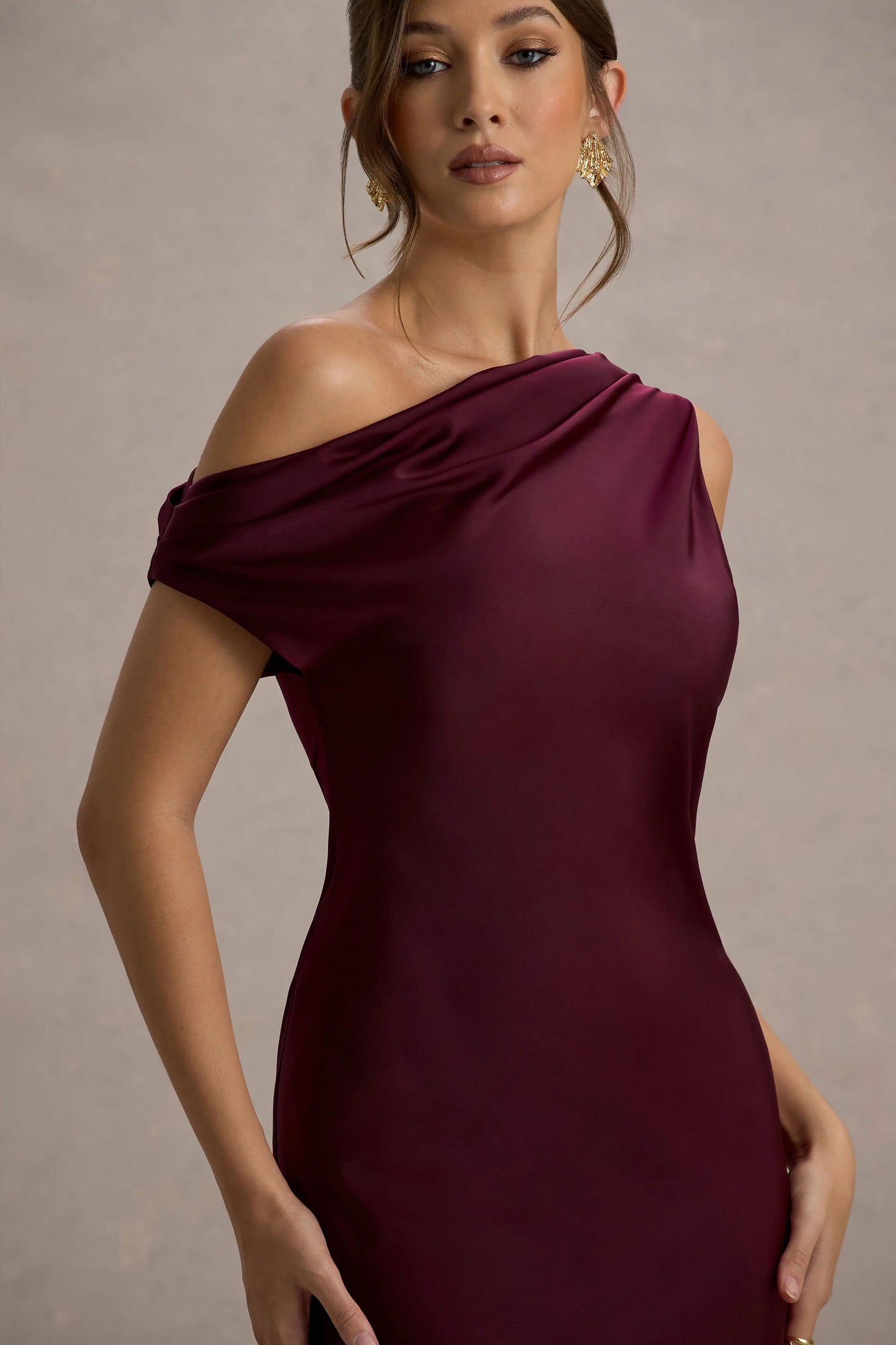 Isolde | Burgundy Satin One-Shoulder Maxi Dress