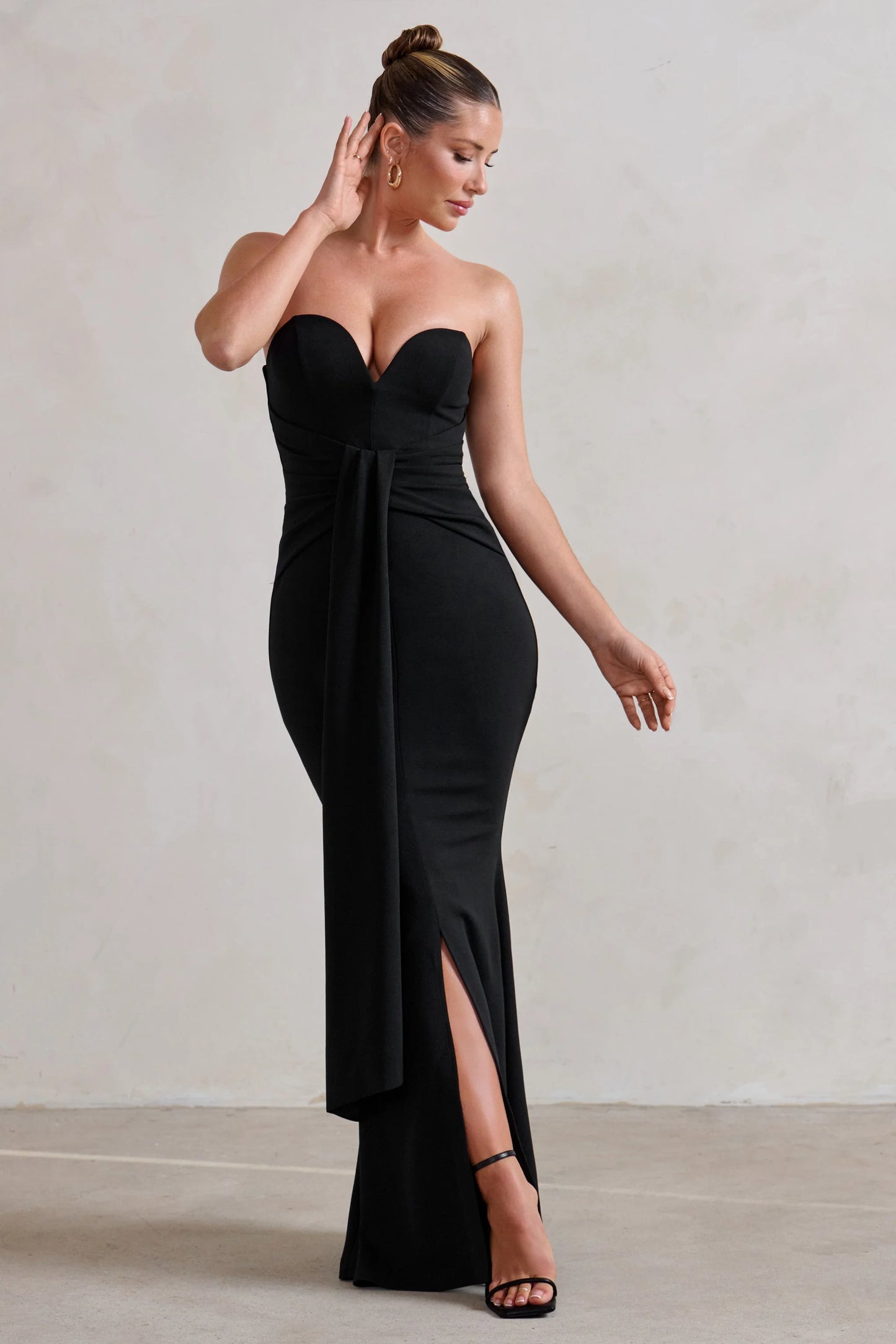 Carrie | Black Sweetheart Neckline Maxi Dress With Statement Tie