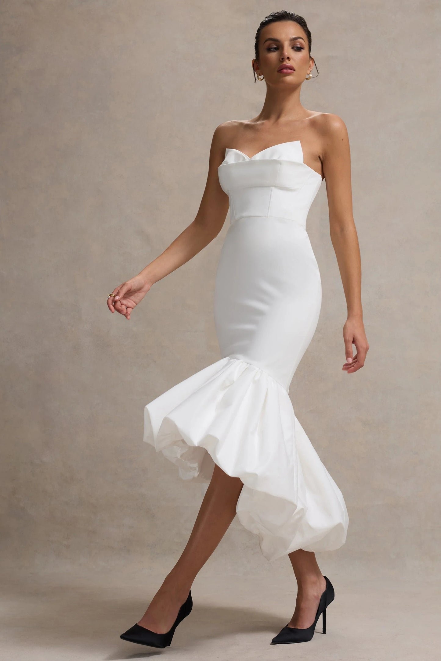 Emmelina | White Corset Maxi Dress With Volume Hem