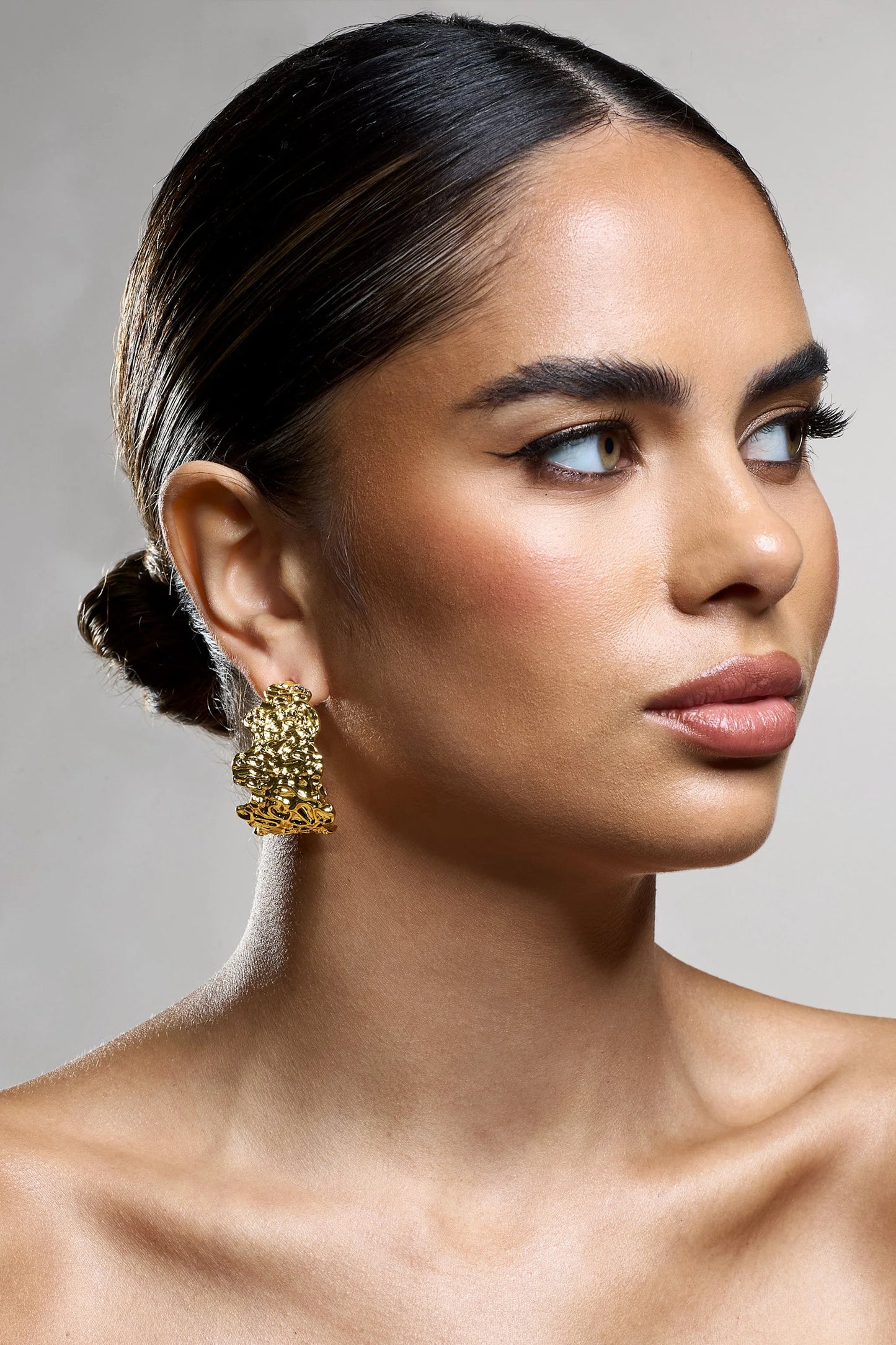 Hermione | Gold Textured Chunky Hoop Earrings