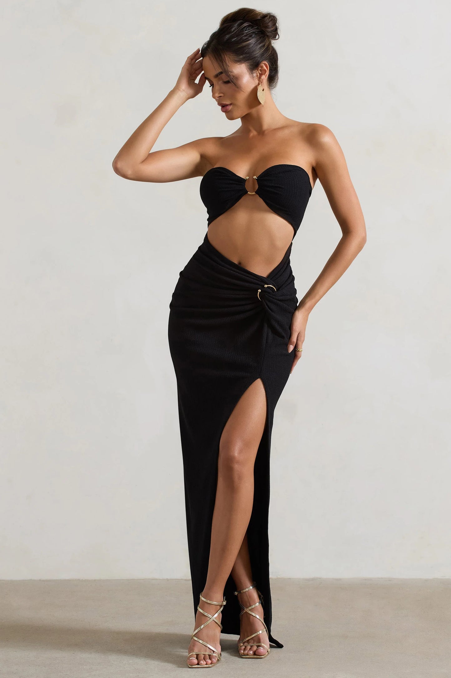 Cancun | Black Crinkle Strapless Cut-Out Maxi Dress With Twist