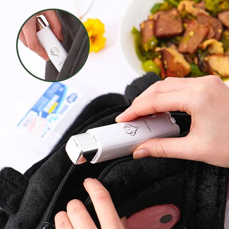 (🔥HOT SALE NOW - 48% OFF)-Portable Floss Dispenser(BUY 2 GET 2 FREE)