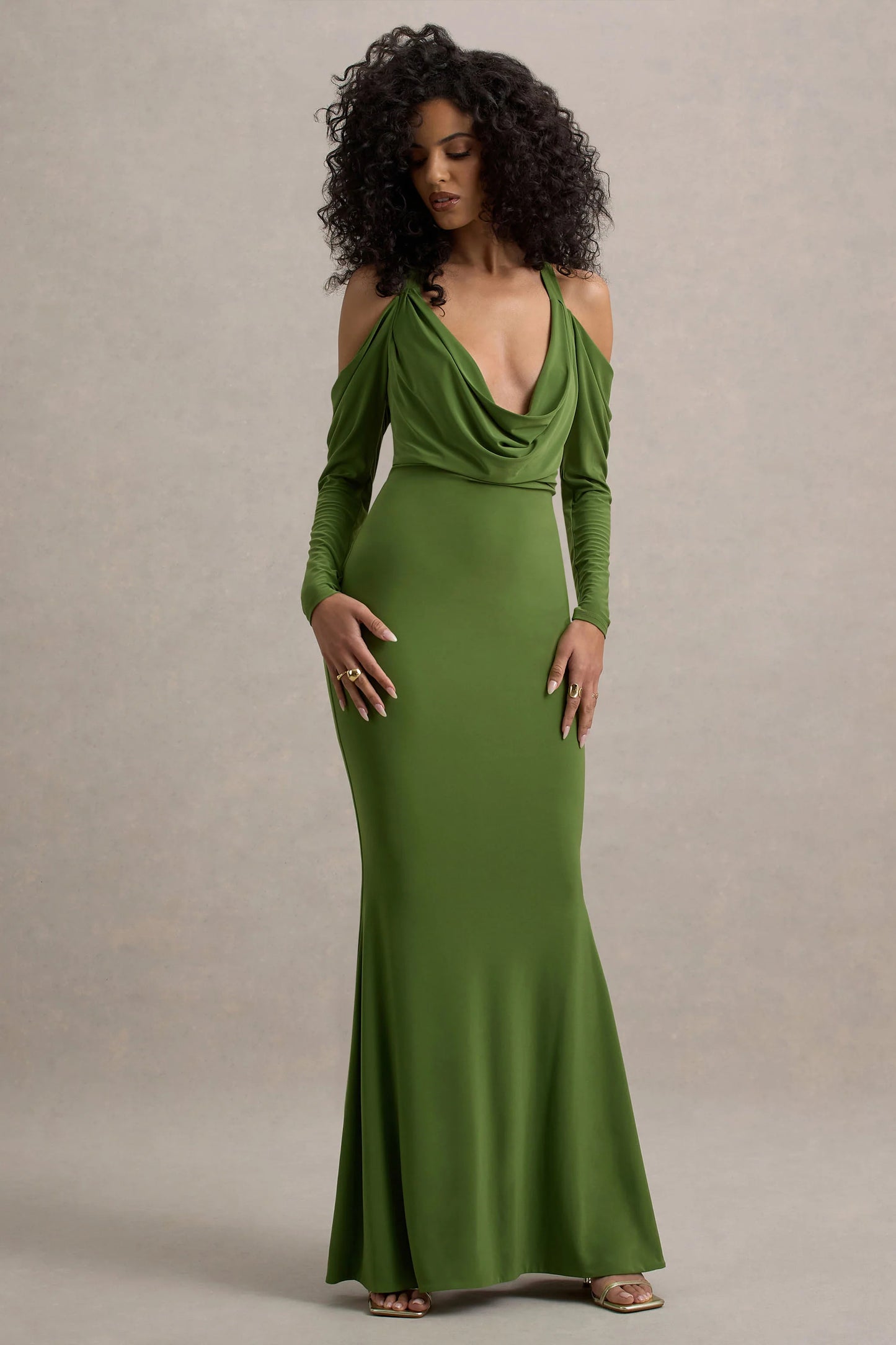 Hurghada | Green Plunge-Neck Long-Sleeve Maxi Dress