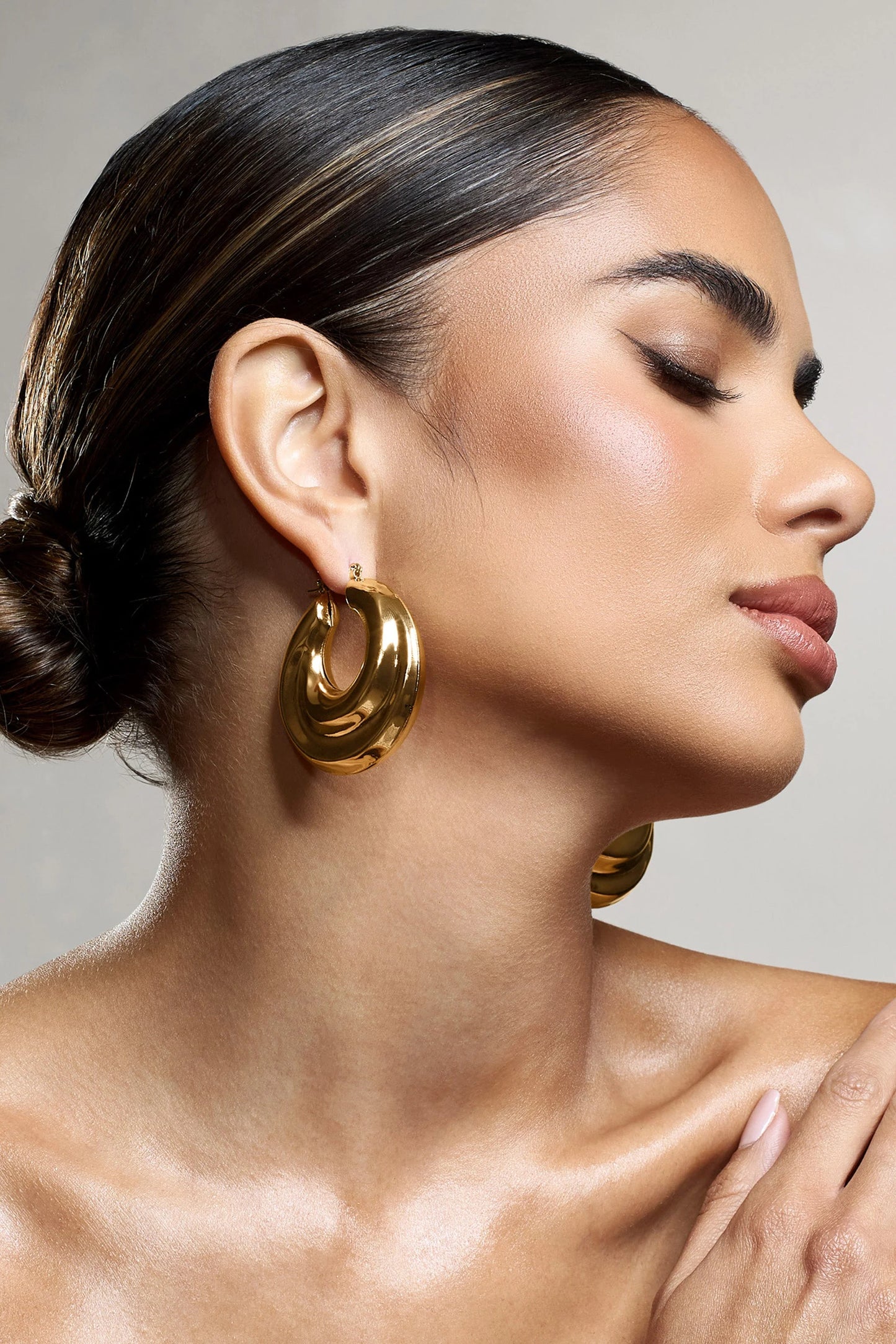 Iowa | Gold Chunky Statement Hoop Earrings