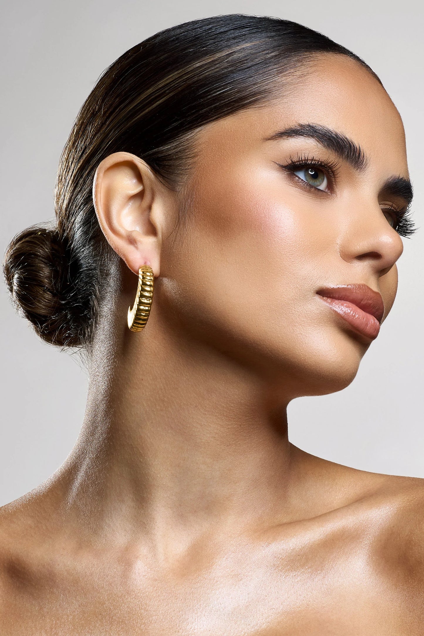 Eclat | Gold Ribbed Dangle Earrings