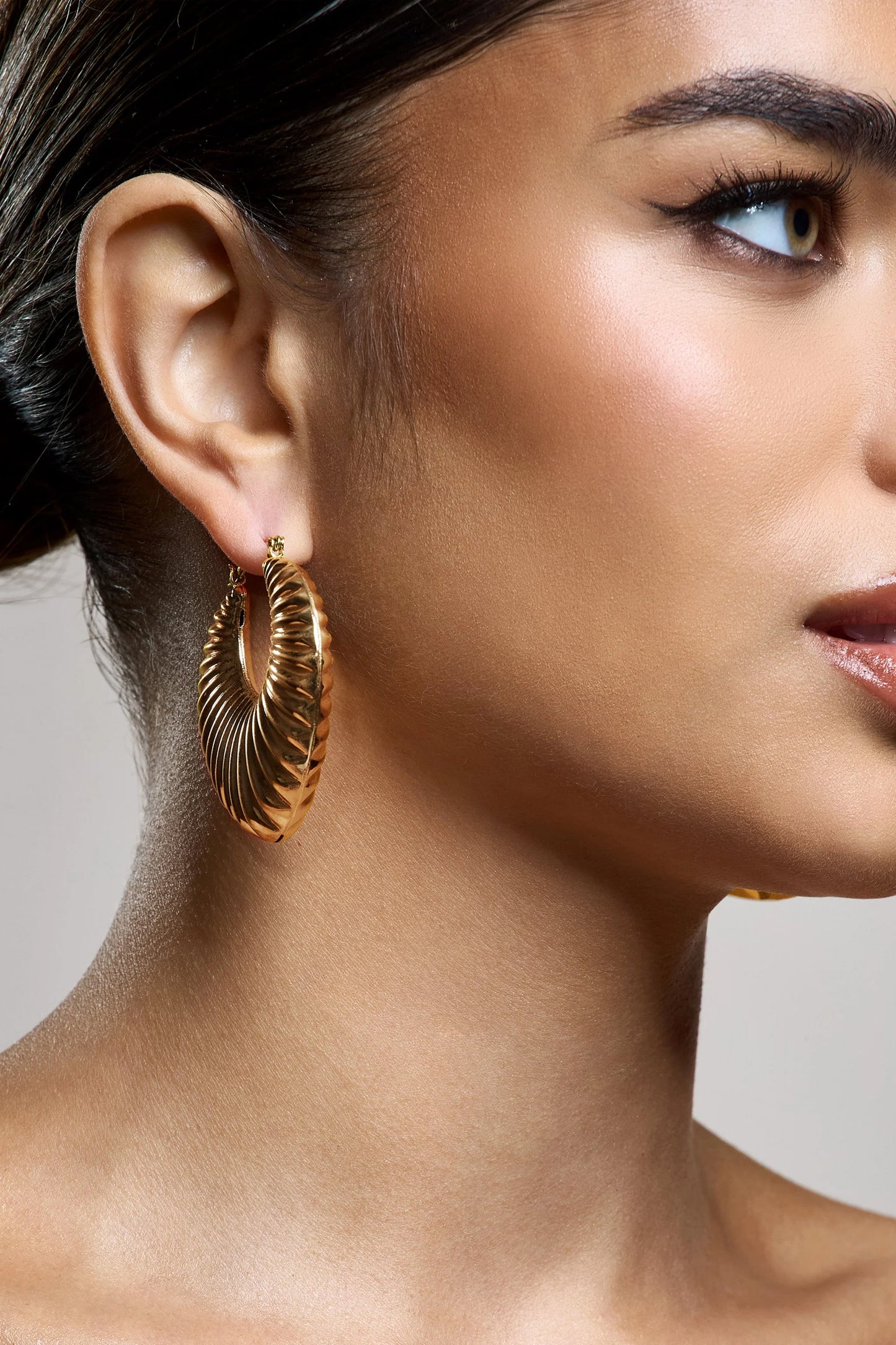 Crete | Gold Ribbed Chunky Statement Hoop Earrings